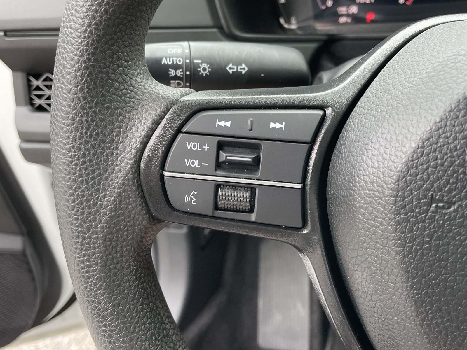 Used 2023 Honda Accord EX image 20