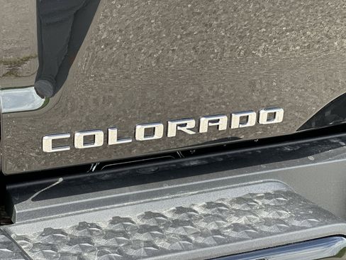New 2025 Chevrolet Colorado ZR2 w/ Technology Package image 30