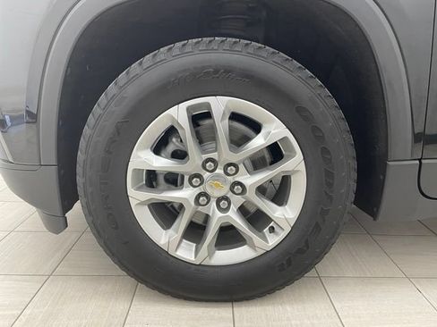 Used 2021 Chevrolet Traverse LS FWD image 7