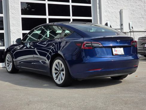 Used 2023 Tesla Model 3 Standard Range RWD image 7