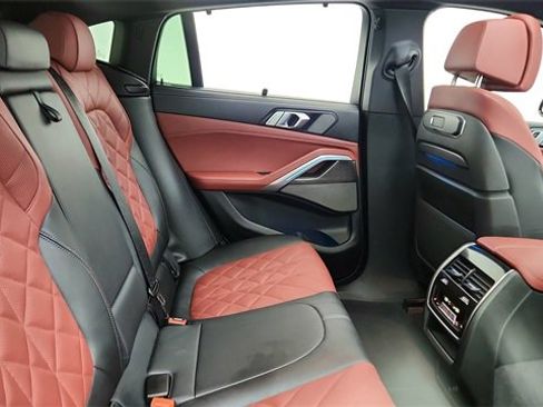 Used 2025 BMW X6 M60i image 25