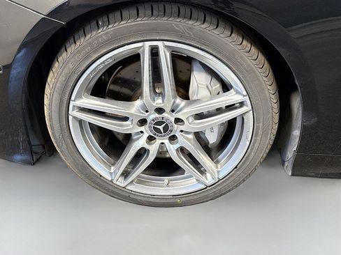Used 2019 Mercedes-Benz E 450 Cabriolet image 36
