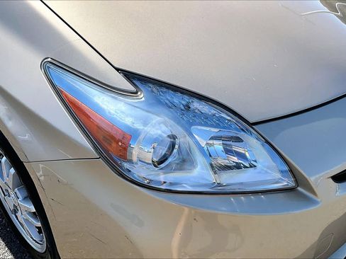 Used 2011 Toyota Prius Three w/ Navigation Pkg FWD image 27