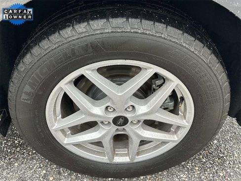 Used 2024 Ford Edge SEL image 10