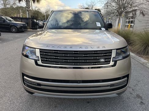New 2026 Land Rover Range Rover SE image 8