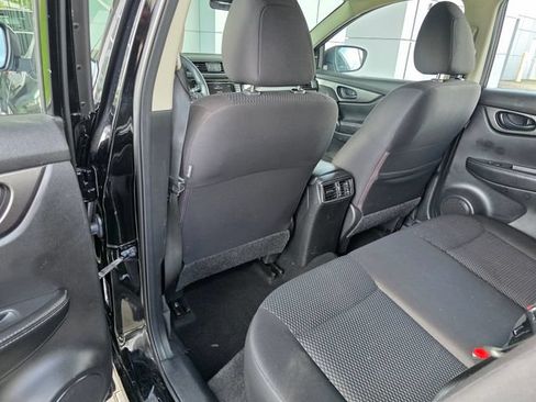 Used 2019 Nissan Rogue Sport S AWD/4WD image 17