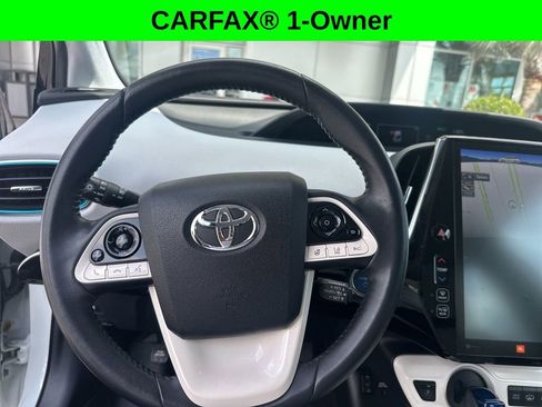 Used 2018 Toyota Prius Prime Advanced image 3