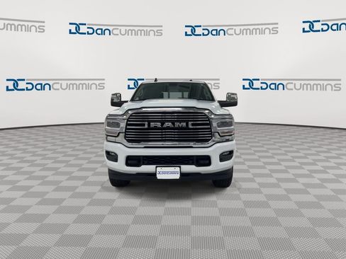 Used 2024 RAM 2500 Laramie AWD/4WD image 3
