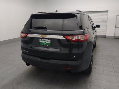Used 2020 Chevrolet Traverse LT w/ LT Premium Package FWD image 7