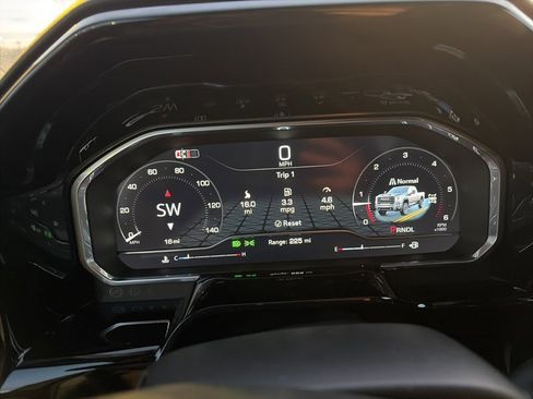 New 2025 GMC Sierra 2500 SLE w/ SLE Convenience Package image 14