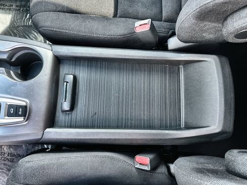 Used 2022 Honda Pilot Sport image 24