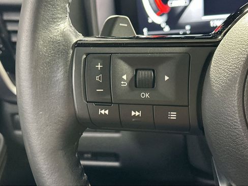 Used 2023 Nissan Rogue Platinum w/ Platinum Premium Package image 21