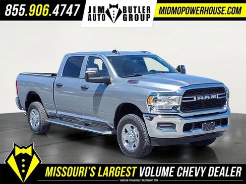 Used 2024 RAM 2500 Tradesman w/ Chrome Appearance Group AWD/4WD image 26