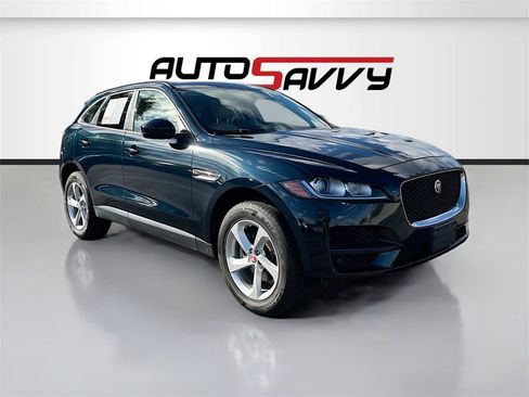 Used 2017 Jaguar F-PACE Premium image 1