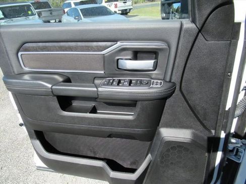 Used 2024 RAM 2500 Big Horn w/ Bed Utility Group image 17