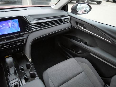 Certified 2025 Toyota Camry LE image 12