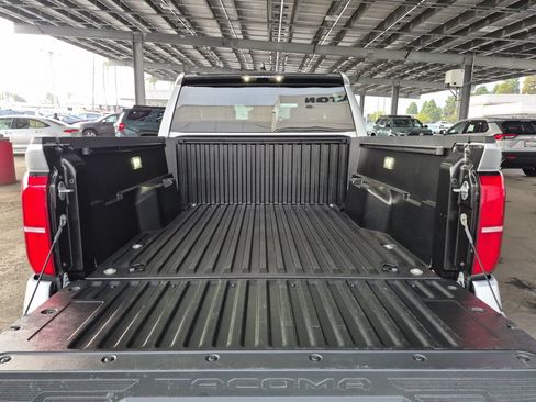 Used 2026 Toyota Tacoma SR5 RWD image 22
