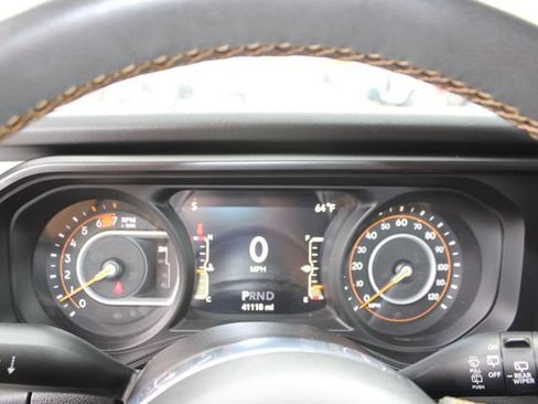 Used 2024 Jeep Wrangler Unlimited Sahara AWD/4WD image 21