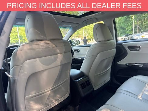 Used 2017 Toyota Avalon XLE Premium FWD image 12