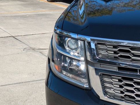 Used 2019 Chevrolet Tahoe LS image 9