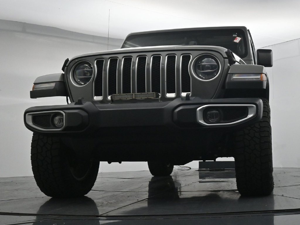 Used 2021 Jeep Wrangler Unlimited Sahara AWD/4WD image 19