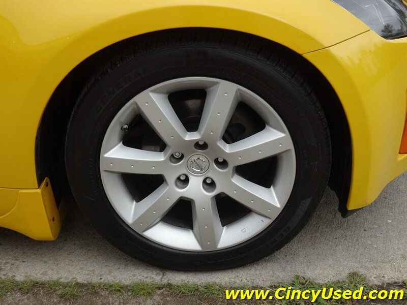 Used 2005 Nissan 350Z Enthusiast RWD image 33