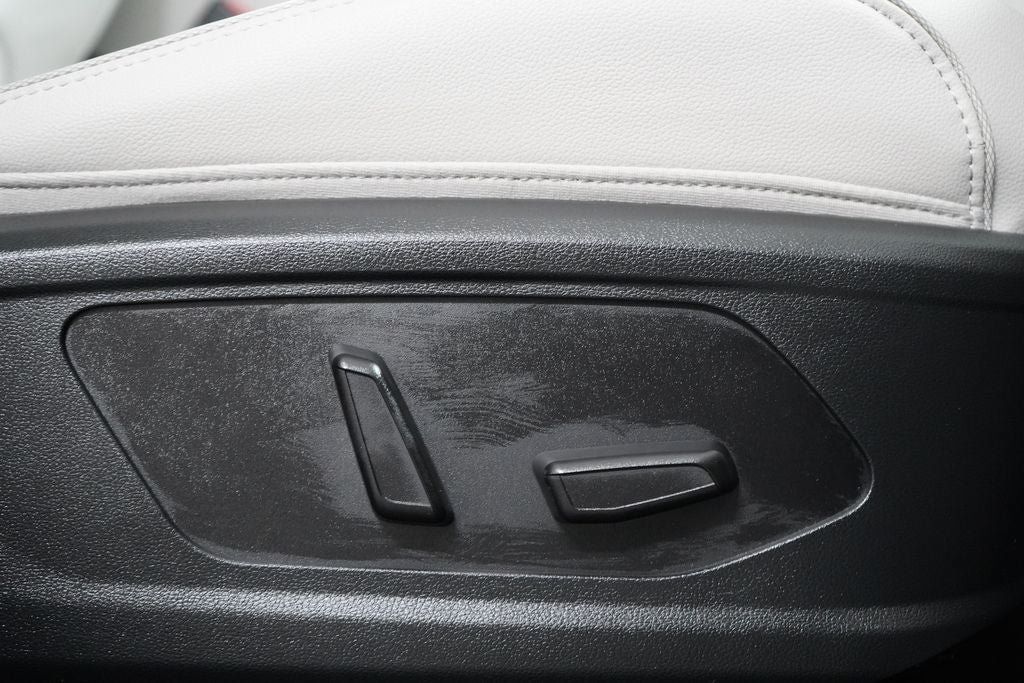 Used 2022 Hyundai Tucson Limited AWD/4WD image 25
