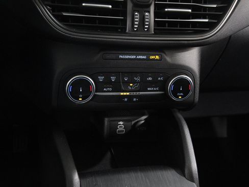 Used 2025 Ford Escape Active image 14