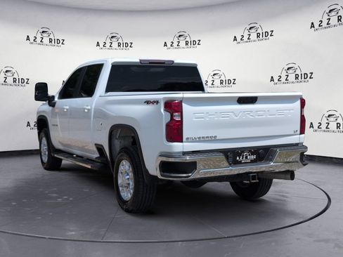 Used 2021 Chevrolet Silverado 2500 LT w/ Fleet Comfort Package AWD/4WD image 4