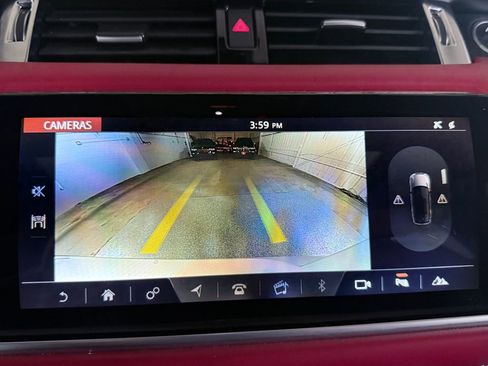 Used 2021 Land Rover Range Rover Sport HST image 34