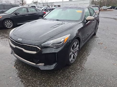 Used 2020 Kia Stinger GT image 1