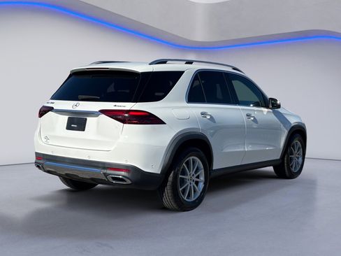 Used 2024 Mercedes-Benz GLE 350 4MATIC w/ 3rd Row Seat Package image 12