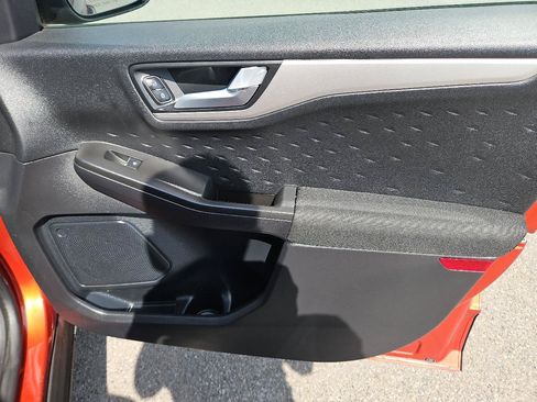 Used 2020 Ford Escape SE AWD/4WD image 14