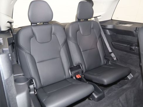 Used 2023 Volvo XC90 B6 Plus w/ Protection Package Premier AWD/4WD image 17