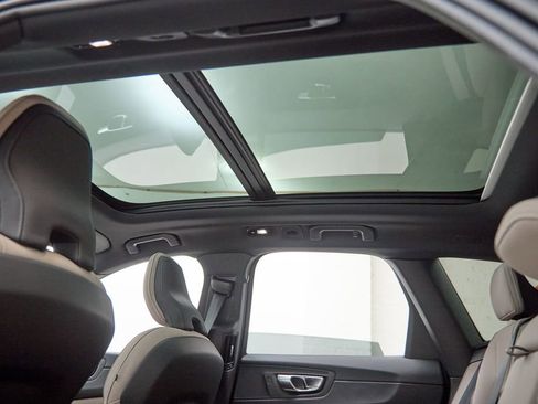 New 2026 Volvo XC60 T8 Plus w/ Protection Package Premier AWD/4WD image 22