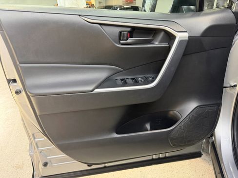 Used 2025 Toyota RAV4 LE image 34