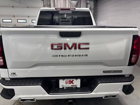New 2026 GMC Sierra 1500 Elevation w/ Elevation Premium Package AWD/4WD image 30