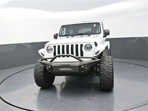 Used 2020 Jeep Wrangler Sport image 2
