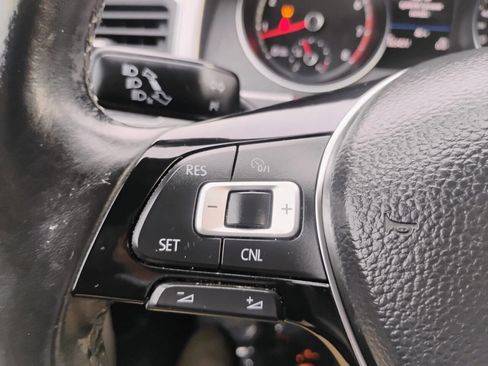 Used 2018 Volkswagen Atlas SE image 27