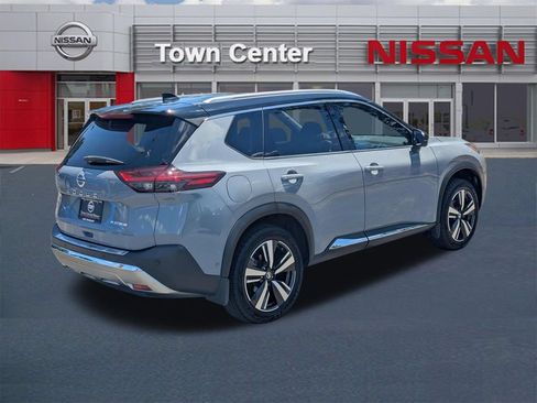 Used 2021 Nissan Rogue Platinum FWD image 7