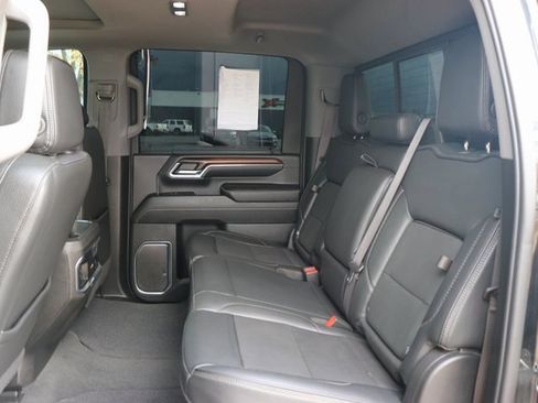 Used 2024 GMC Sierra 2500 Denali w/ Denali Reserve Package image 13