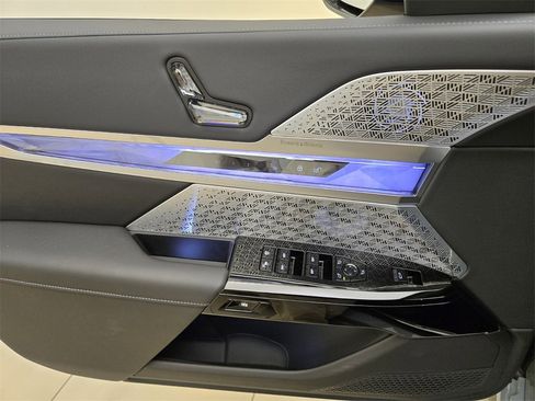 Used 2025 BMW 760i xDrive 760i xDrive image 31