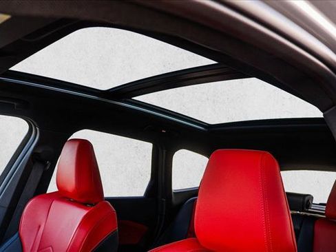 Used 2025 BMW X1 xDrive28i image 11