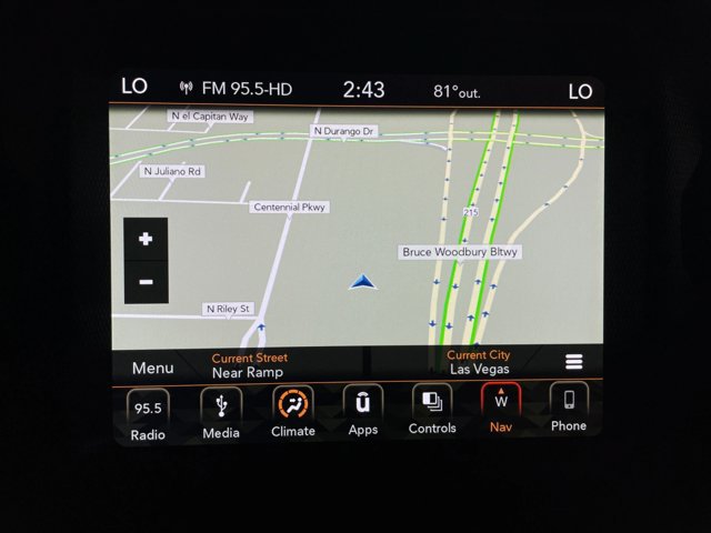 Used 2018 Jeep Wrangler Unlimited Sahara AWD/4WD image 13