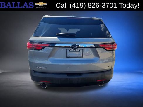 Certified 2023 Chevrolet Traverse LT FWD image 4