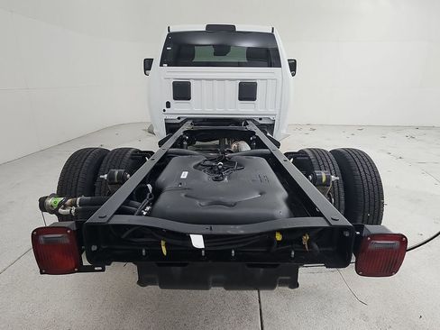 New 2026 RAM 3500 Tradesman w/ Chrome Appearance Group A image 19