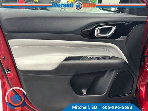 New 2026 Jeep Compass Limited AWD/4WD image 12