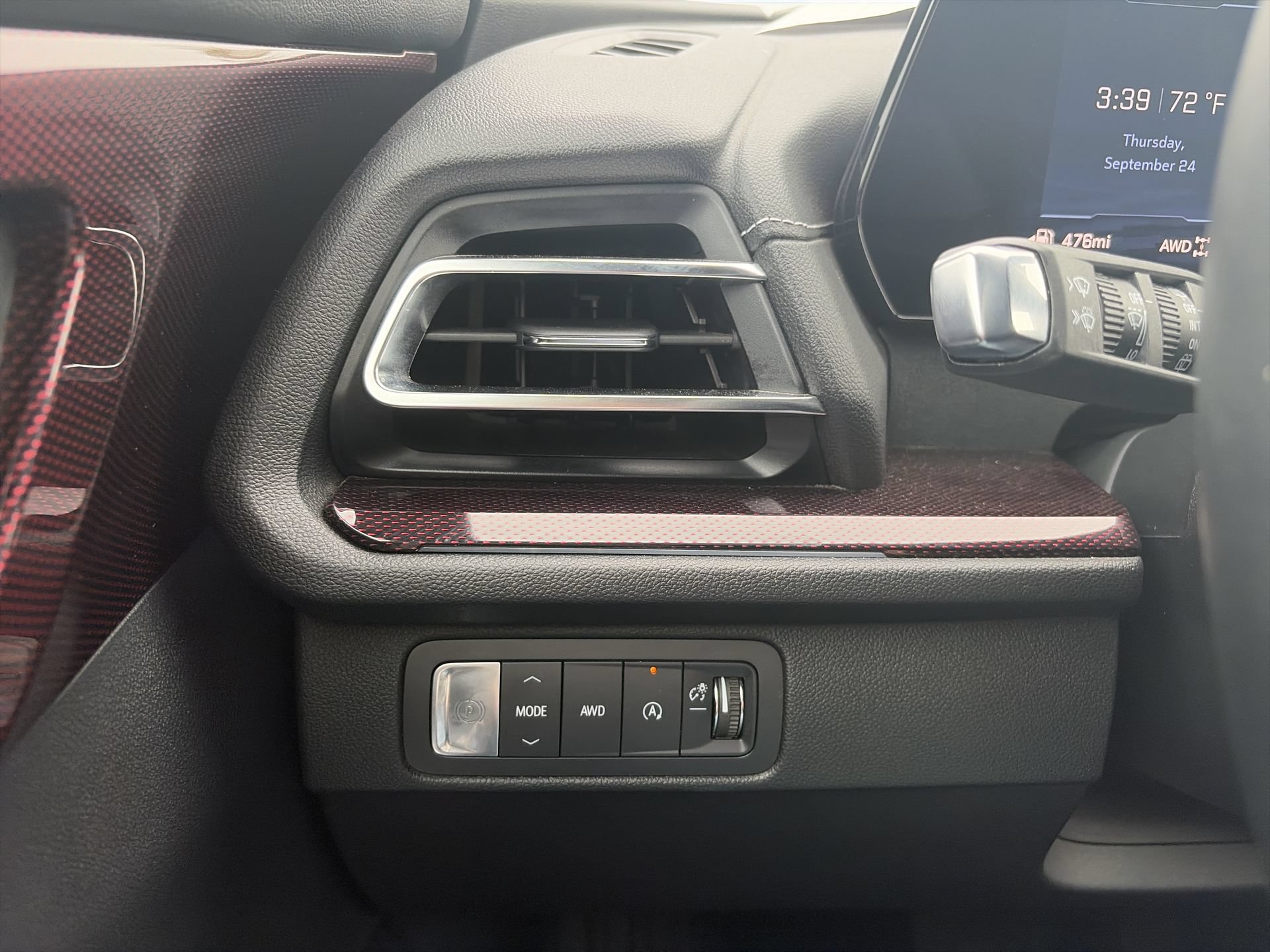 Used 2025 Chevrolet Traverse Z71 w/ Driver Confidence Package AWD/4WD image 19