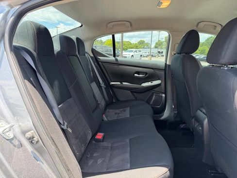 Used 2022 Nissan Sentra SR w/ Trunk Package FWD image 26