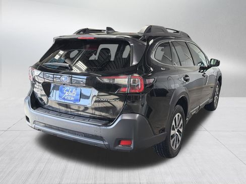 Used 2024 Subaru Outback Premium w/ Popular Package #1A image 7